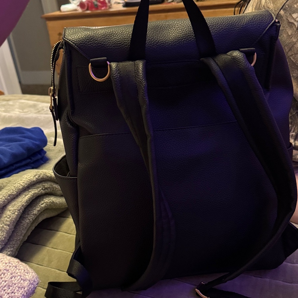 Freshly Picked Elegant Black Backpack - Picture 3 of 3